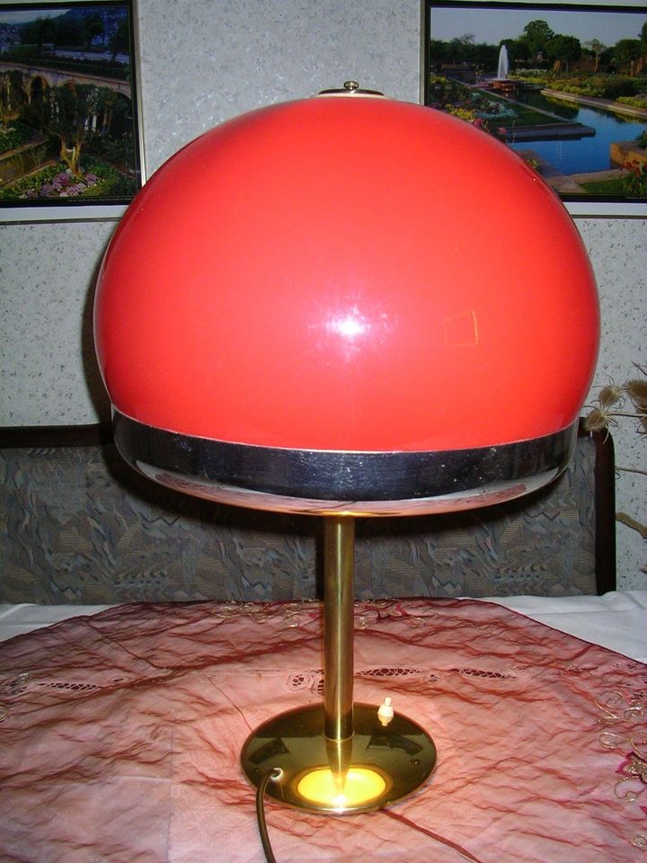 Vintage Original Tischlampe rot 50-er Jahre. in Berlin