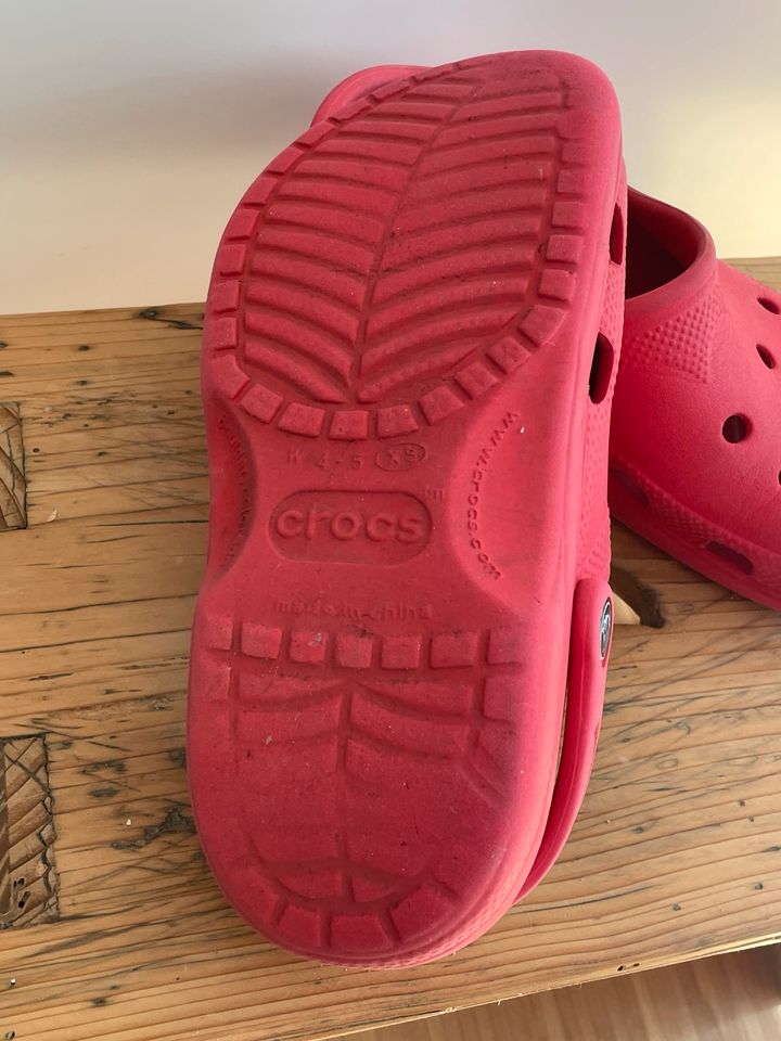 ❤️ Original Crocs M6W10 36/37 blau rot 34/35 in Bonn