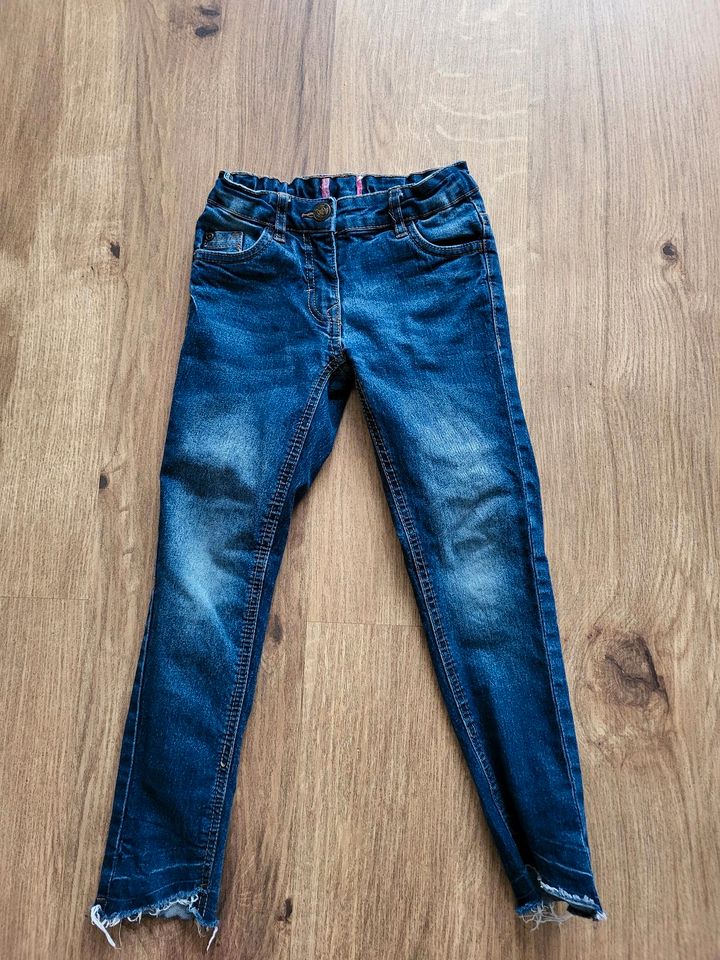 Skinny Jeans Gr. 128 in Diedorf