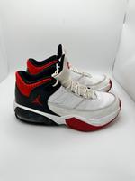Nike Jordan Max Aura 3 Sneaker Basketball Weiß Schwarz Rot Köln - Porz Vorschau
