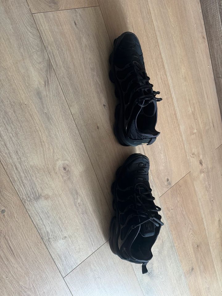 NIKE AIR VAPORMAX PLUS Gr 45 in Hattersheim am Main