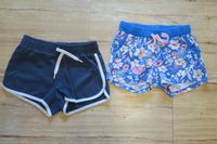 zwei kurze Hose Sweatshorts c&a blau und Blumenmuster Baden-Württemberg - Heiningen Vorschau