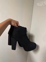 Plateau Stiefelette mit Muster H&M Bayern - Bayreuth Vorschau