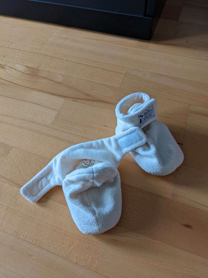 Grünspecht Baby Wärmsöckchen in Größe 1 (0-6 Monate) - für 6,50€ in Zorneding