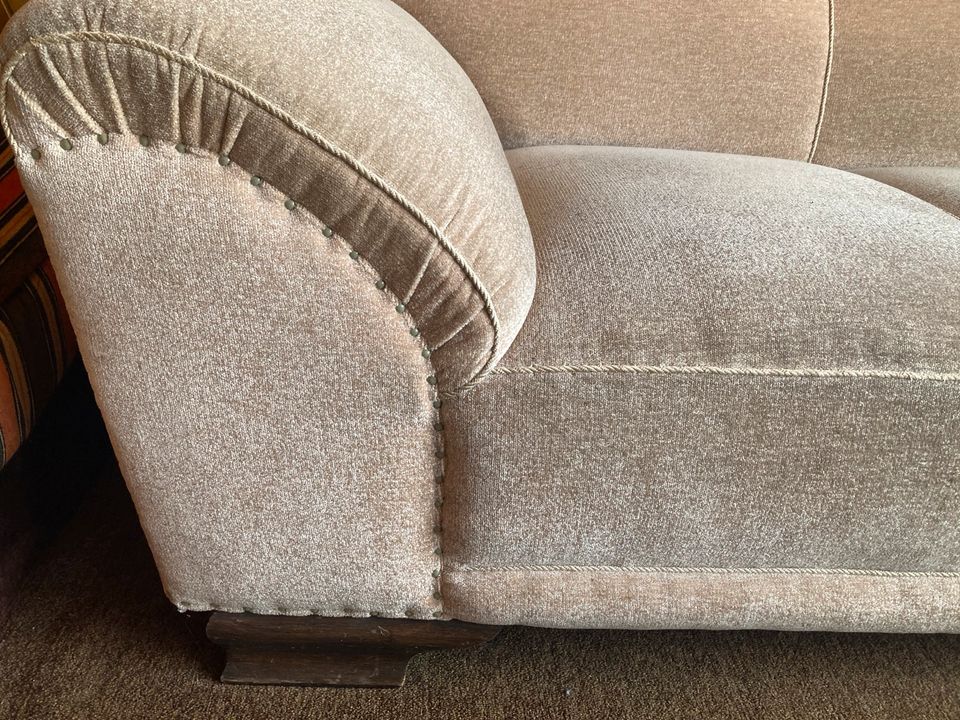 Omas Chaiselongue Sofa beige in Hattorf am Harz