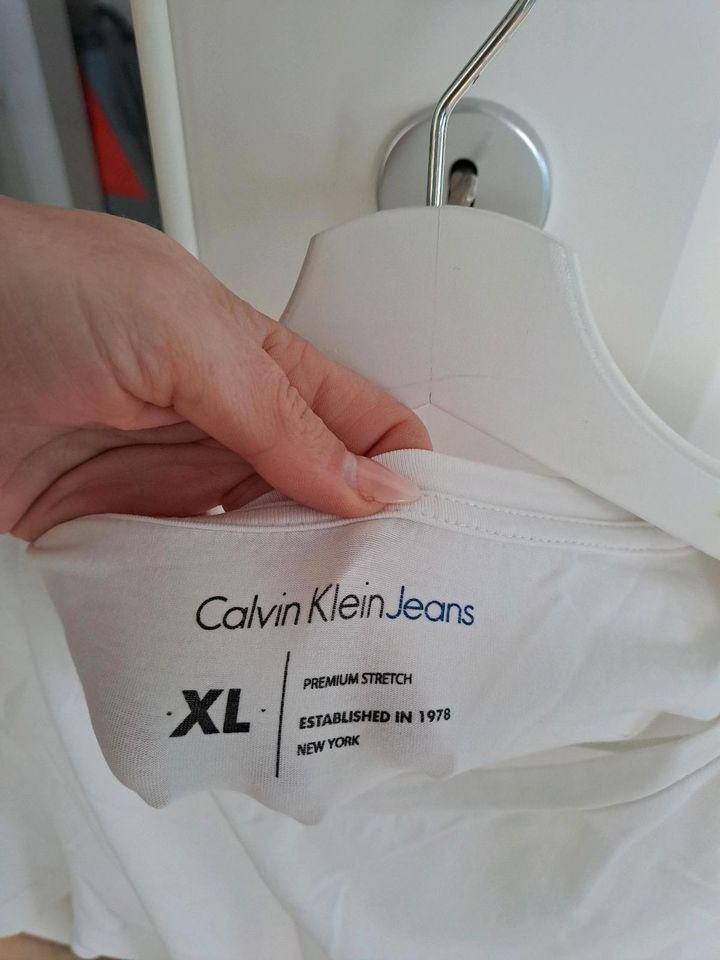 Calvin Klein Herren-Tshirt weiß in München