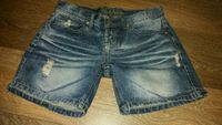 Jeansshort blau FISHBONE Gr. 36 S neuwertig Jeans Short Hose kurz Nordrhein-Westfalen - Bergheim Vorschau