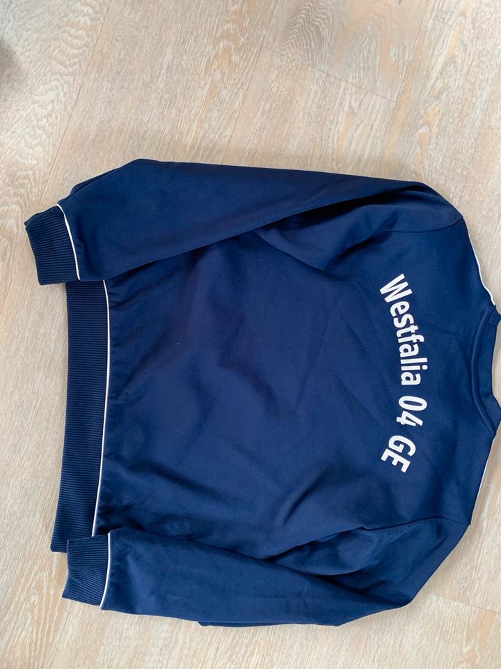 2 Adidas Trainingspullover Gr 152 komplett 18€ in Gelsenkirchen