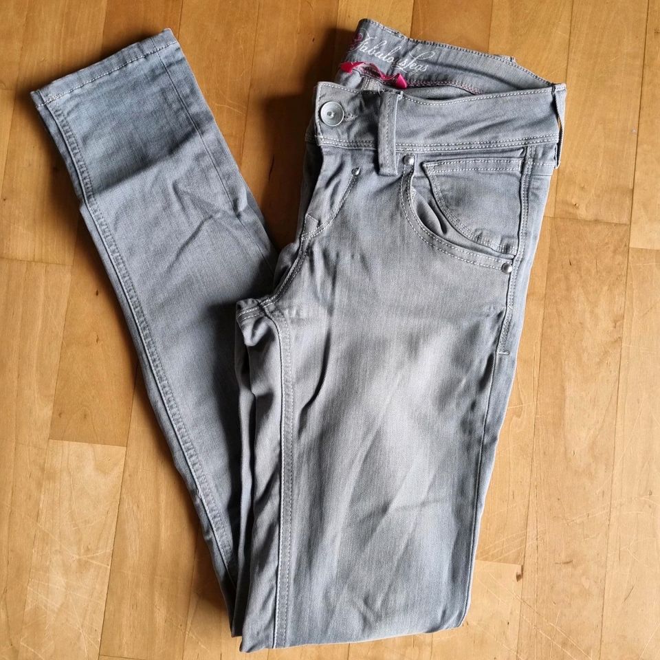 Fornarina Jeans Skinny Tyra grau Gr. 27 in Baden-Württemberg - Weingarten |  eBay Kleinanzeigen ist jetzt Kleinanzeigen