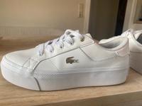 Sneaker Lacoste neuwertig Größe 40 Niedersachsen - Emden Vorschau
