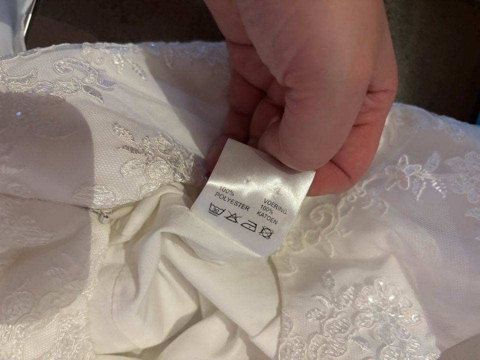 Monny Kommunionkleid Gr.164 Spitze Perlen Kleid in Dorsten