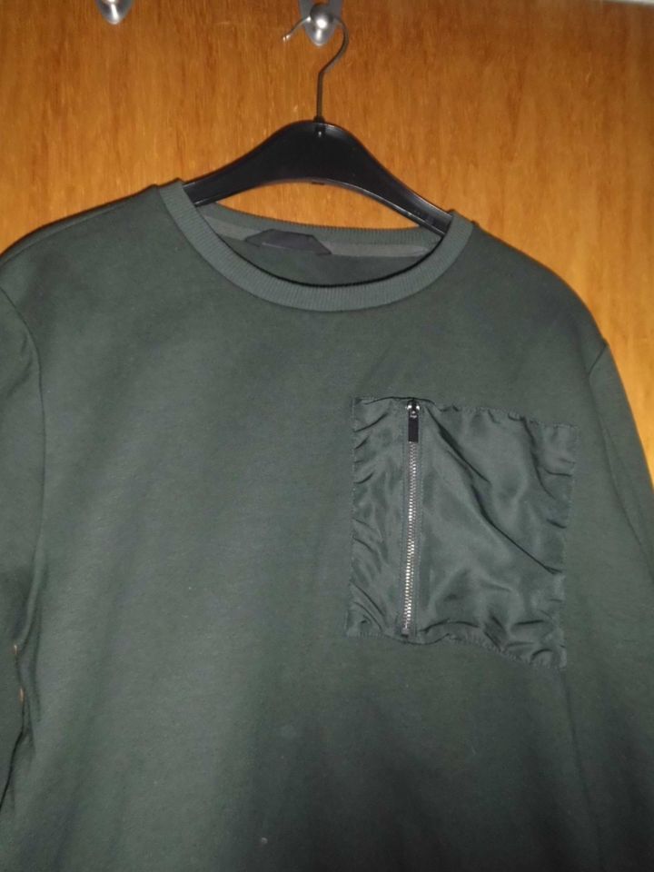 Dunkelgrünes Sweatshirt für Damen in Gr. M - L in Niedersachsen - Schwülper  | eBay Kleinanzeigen ist jetzt Kleinanzeigen