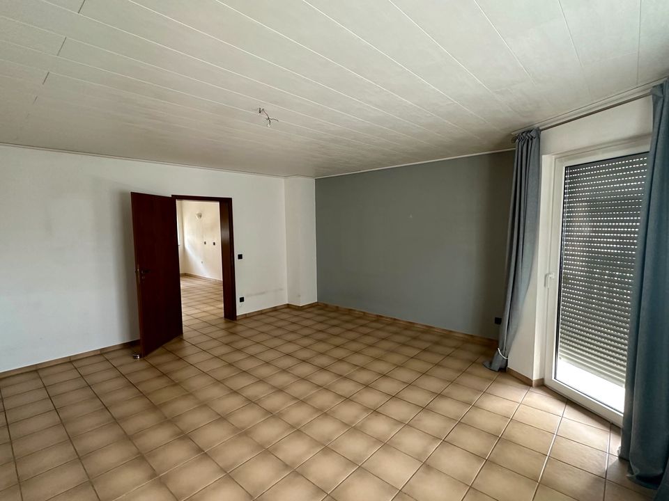 3 Zimmer Wohnung zu vermieten, ohne Küchenzeile in Bad Camberg