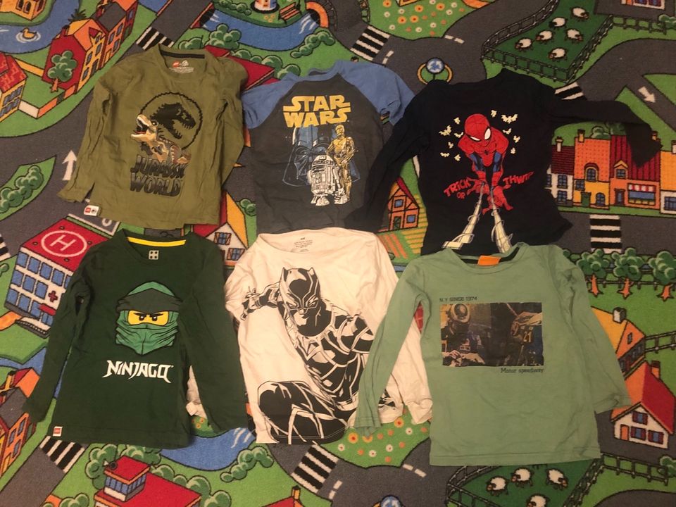 Jungen Langarmshirts spiderman ninjago Dinosaurier Gr. 104-110 in Leipzig