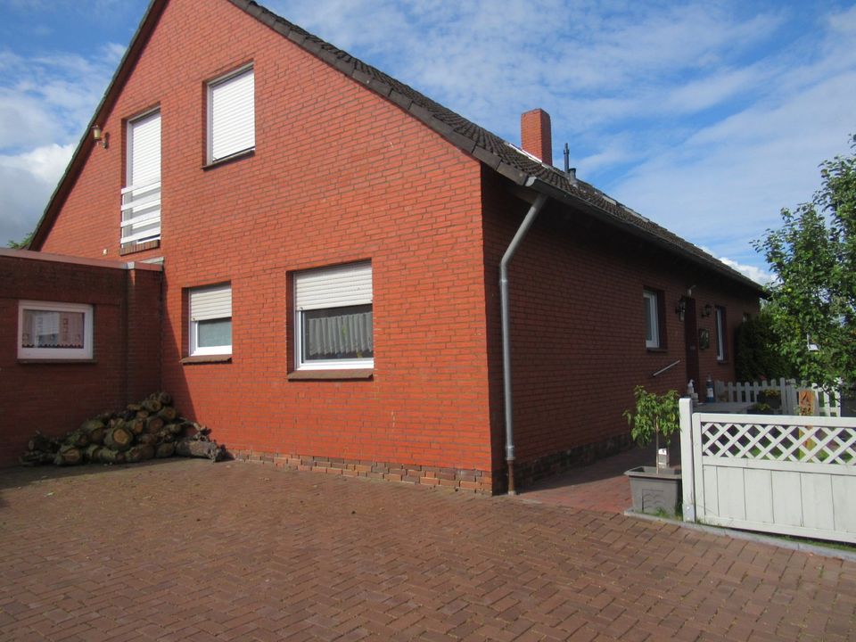 ein Zwei-Familienhaus in Wangerland