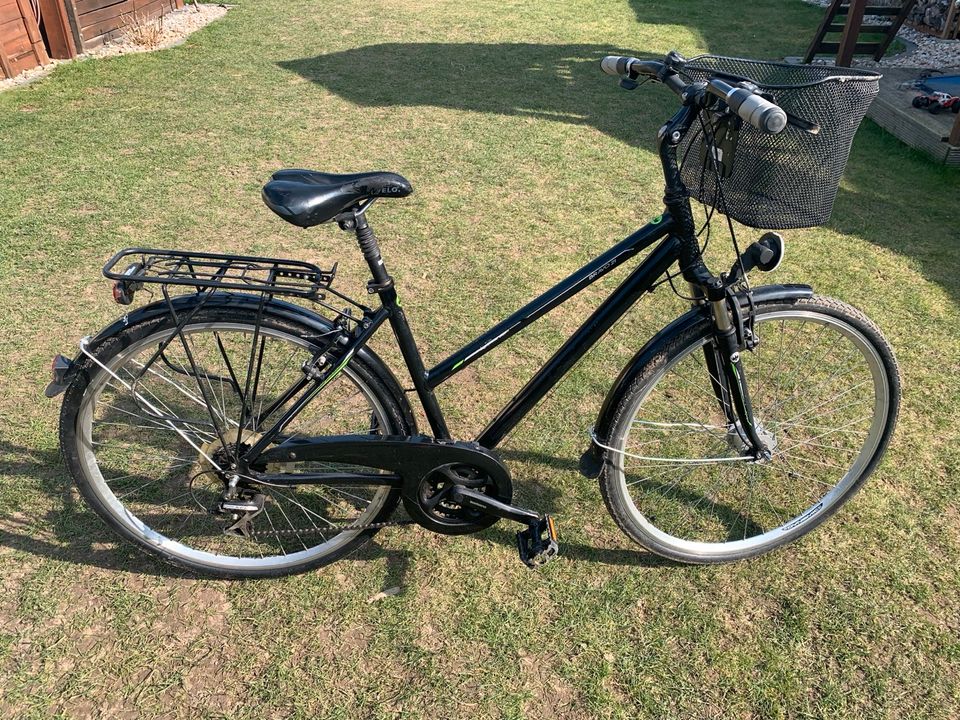 Fahrrad 28 Zoll Damenrad in Leipzig