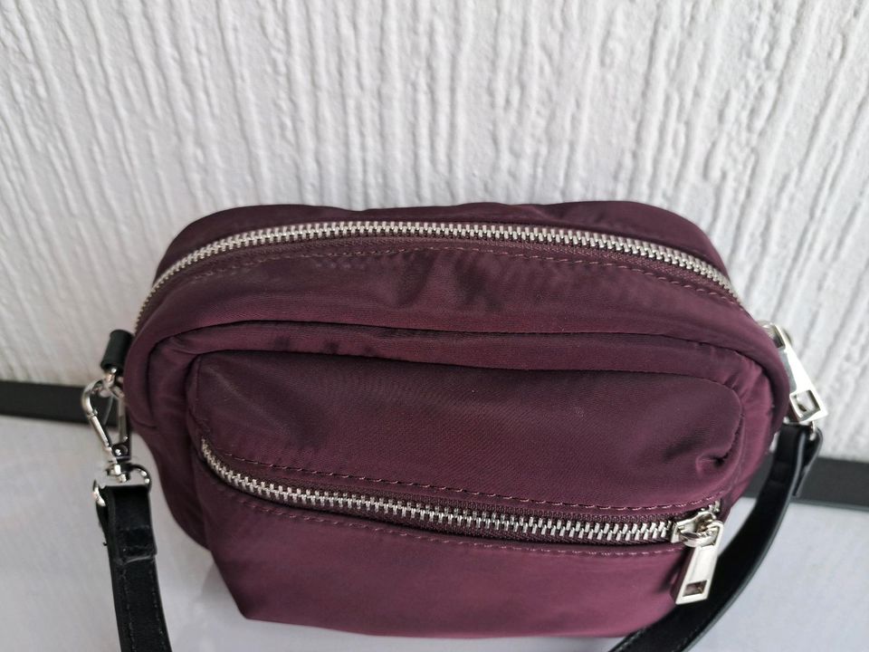 Handtasche, Schultertasche, Damen in Mönchengladbach