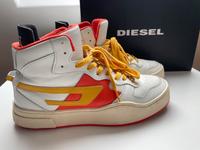 DIESEL S- ukyio Sneaker mid Star white/orange Gr. 44 mit OVP! Rheinland-Pfalz - Pirmasens Vorschau