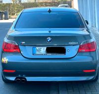 BMW 525i e60 2004 Limousine Benzin Fast Vollausstattung TOP Nordrhein-Westfalen - Neuss Vorschau