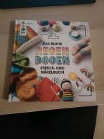 Strick- und Häkelbuch (Regenbogenfarben) Baden-Württemberg - Karlsruhe Vorschau