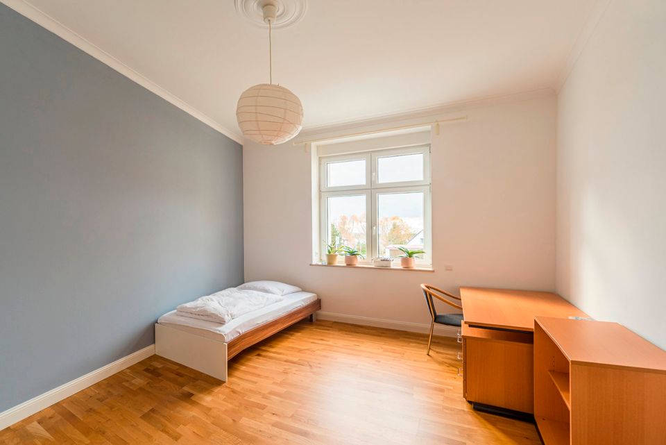 BEZUGSFREI Vier-Zimmer-Wohnung mit Balkon und Seeblick in Prenzlau