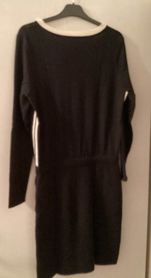 Marccain Marc Cain Sports Strickkleid N 3 38 schwarz weiß in Diedorf