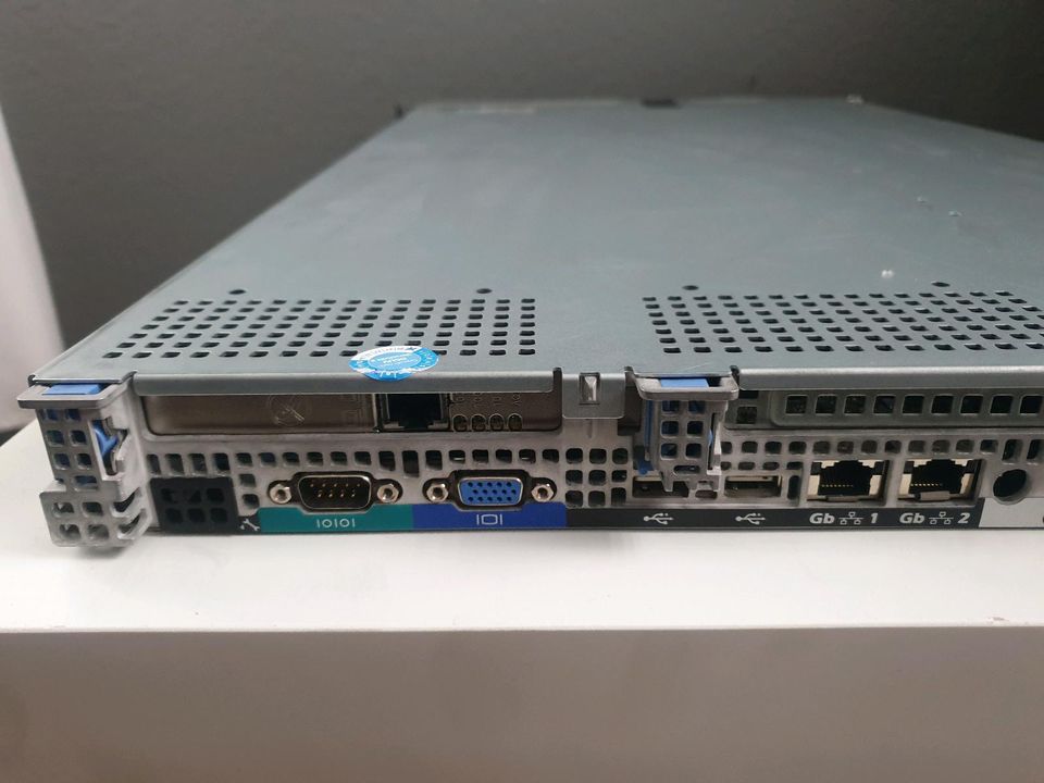 Dell 1950 Server Poweredge Intel Xeon E-5345 4x 2.33GHz 6 GB RAM in Heppenheim (Bergstraße)