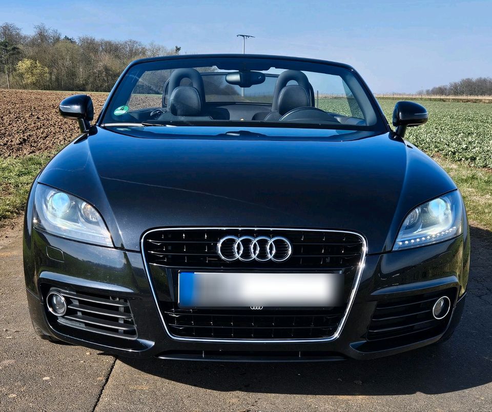 Audi TT 8J Roadster Cabrio 1,8 TFSI in Hungen