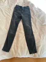Closed Jeans grau Größe 25 Nordrhein-Westfalen - Iserlohn Vorschau