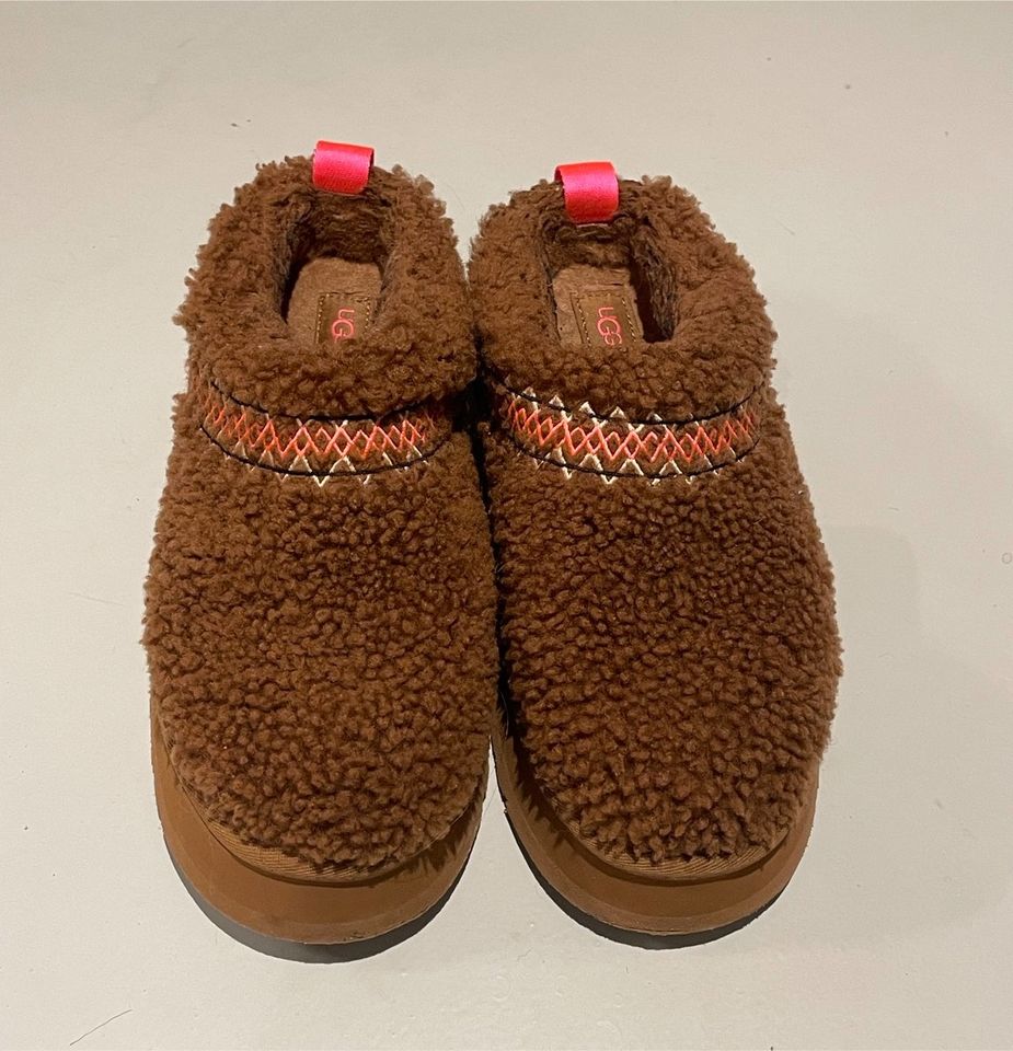 ORIGINAL UGG Tazz Braid (nur PayPal) in Wiesbaden