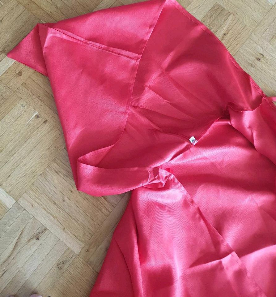 ‼‼Cape Umhang Cosplay Rollenspiel Kapuze Rot Gr. XL Neu Halloween in Mülheim (Ruhr)