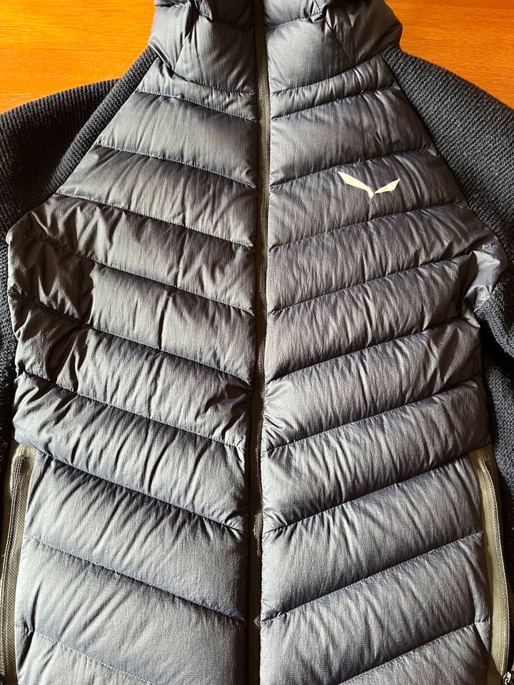 Salewa Fanes Sarner Hybrid Daunenjacke Gr. M 48 navy / Jacke blau in Langwedel