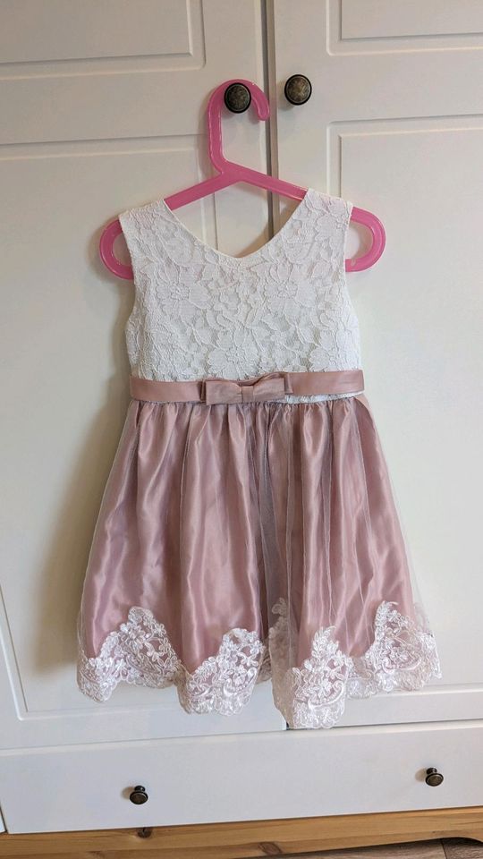 Festliches Kleid Blumenkind komplett Set Mädchen 4- 5 Jahre in Dortmund