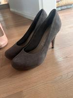 Tamaris Schuhe Pumps Taupe Gr. 39 *wie neu* Nordrhein-Westfalen - Borken Vorschau