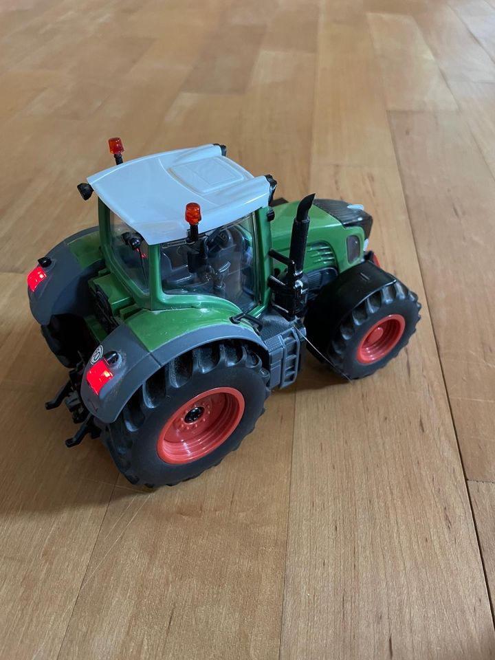 Siku RC-Traktor SIKU Control, Fendt 939 (6880), mit LED-Lichtern in Thierstein