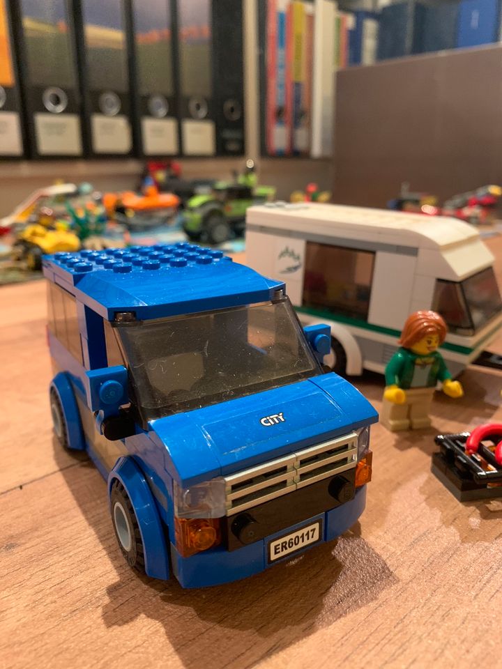 Lego City Wohnwagen Camper 60117 - vollständig in Stuttgart