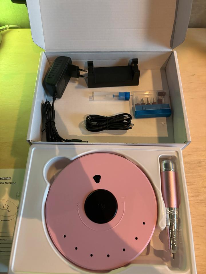 Nagelfräser Nagelfeile Set Maniküre Pediküre 35000 rpm Neu! in Dortmund