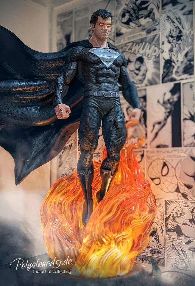 Superman Black custom FanArt Statue 1/4 Scale wie Sideshow in Sand a. Main