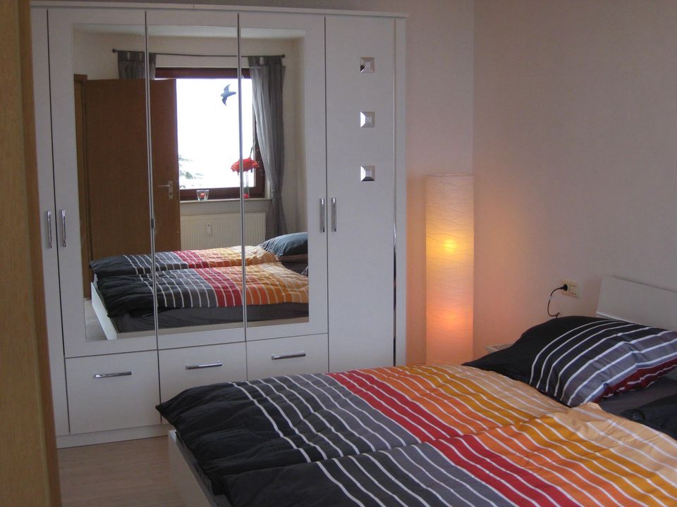 Ich biete eine sonnige 2,5 Zimmerwohnung mit tollem Ausblick in Lenningen