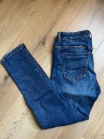 ZARA Jeans Damen Stretch Gr. 40 NEU Bochum - Bochum-Nord Vorschau