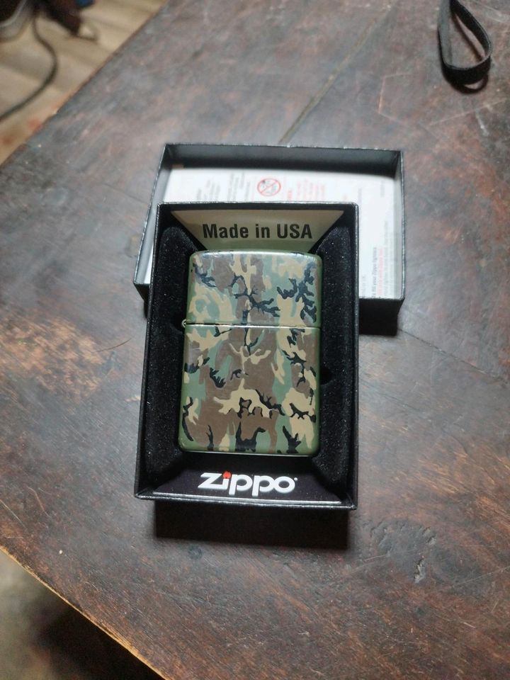 Zippo Camouflage Sammlerstück in Stammham b. Ingolstadt