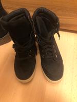 Damen Schuhe Köln - Höhenberg Vorschau