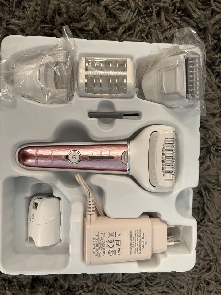 NEU! PANASONIC ES-DEL8A Epilator für glatte Haut in Dietenhofen