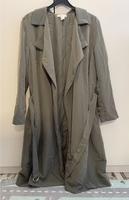 Blazer/Mantel Größe 38 von H&M Khaki Niedersachsen - Langenhagen Vorschau