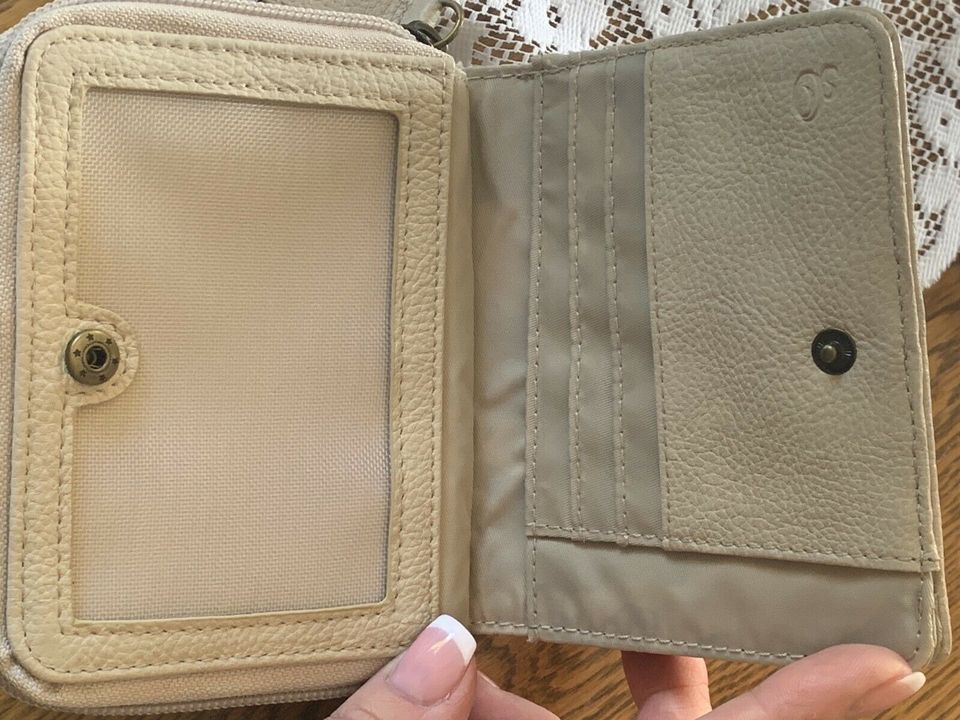 Purse / wallet / Portemonnaie S.Oliver* in Creme in Hessen - Hanau | eBay  Kleinanzeigen ist jetzt Kleinanzeigen