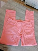 Review Jeans Gr. L, guter Zustand, Tragespuren an der Tasche Bayern - Freising Vorschau