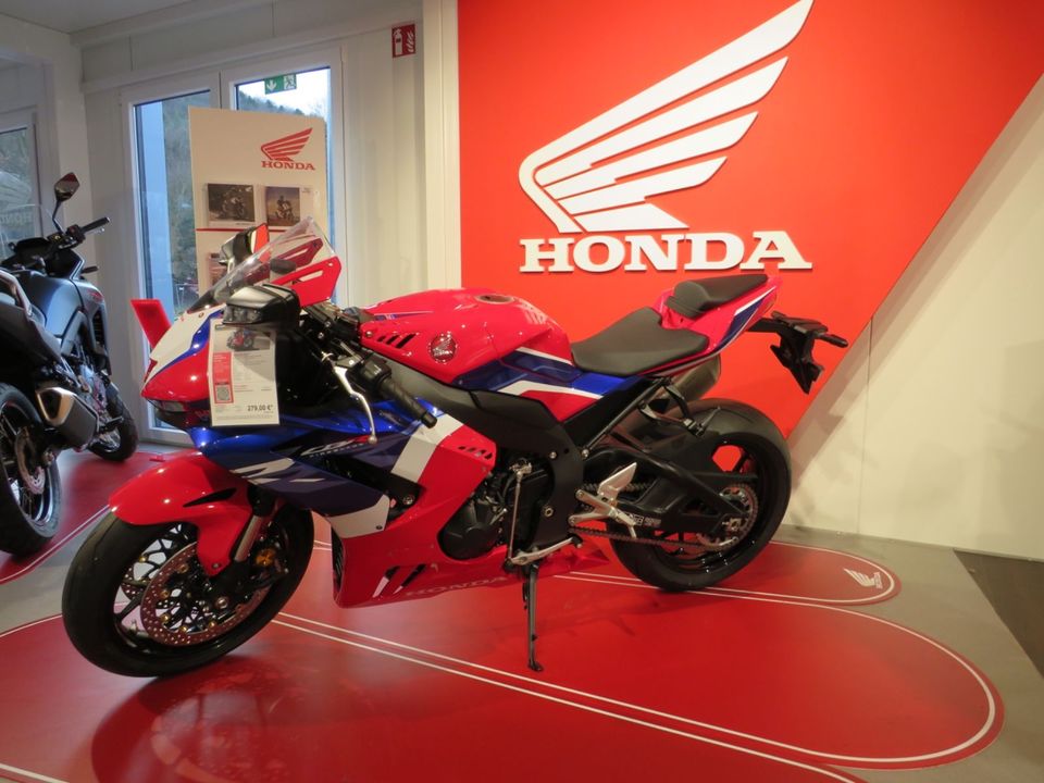 Honda CBR 1000 RR-R Fireblade in Hauptstuhl