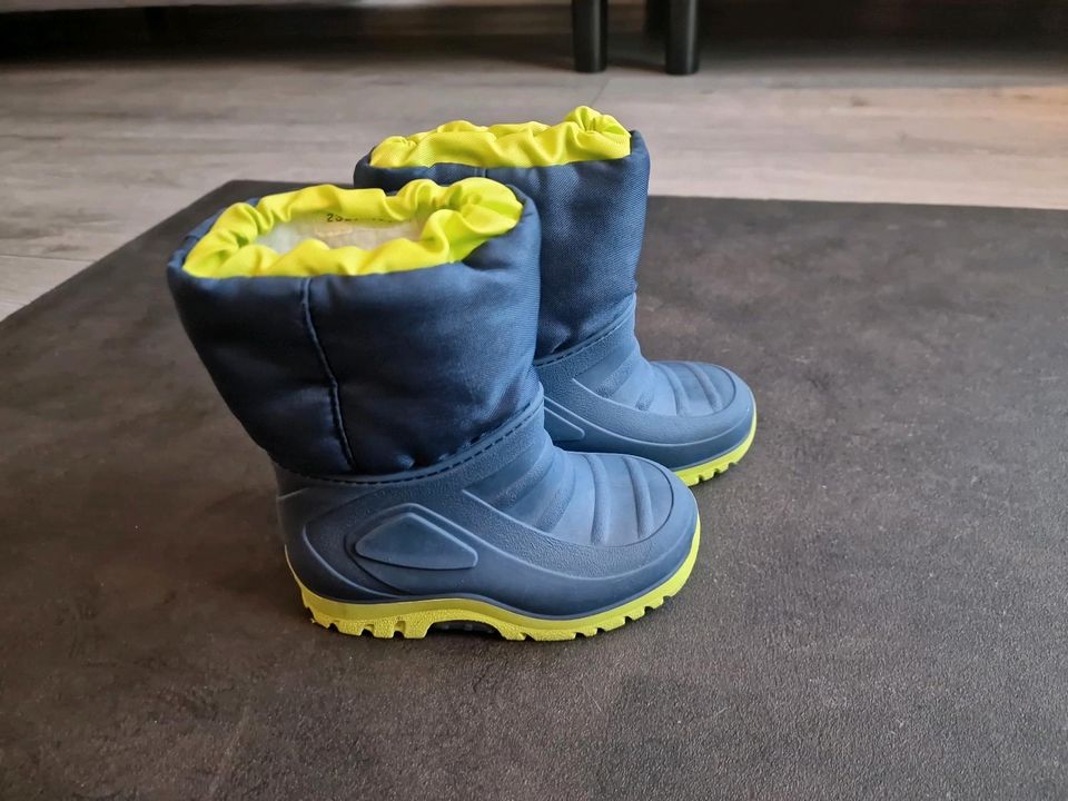 Gummi Winterstiefel in Nordrhein-Westfalen - Eschweiler | Gebrauchte  Kinderschuhe Größe 23 kaufen | eBay Kleinanzeigen ist jetzt Kleinanzeigen