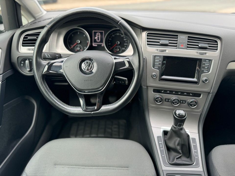 Volkswagen Golf VII 2.0 TDI Variant Comfortline BMT Navi in Brake (Unterweser)