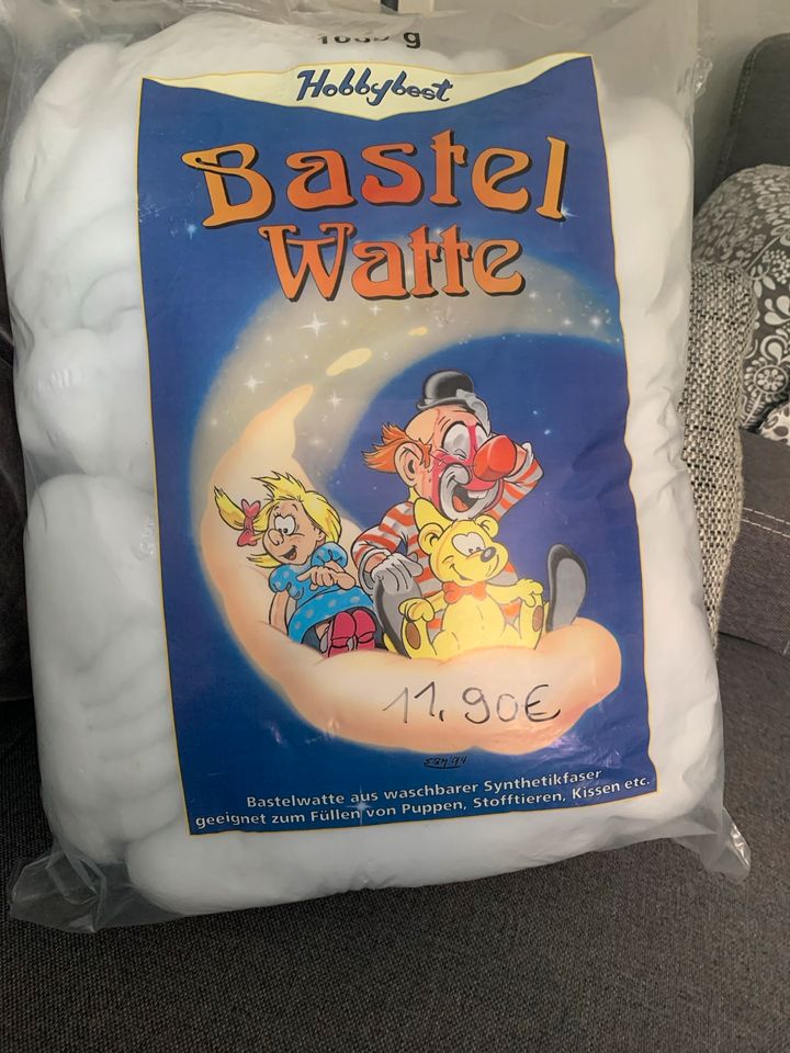 Bastelwatte in Hamburg